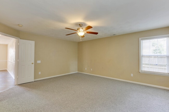 Building Photo - 1133 Lady Ashley Dr