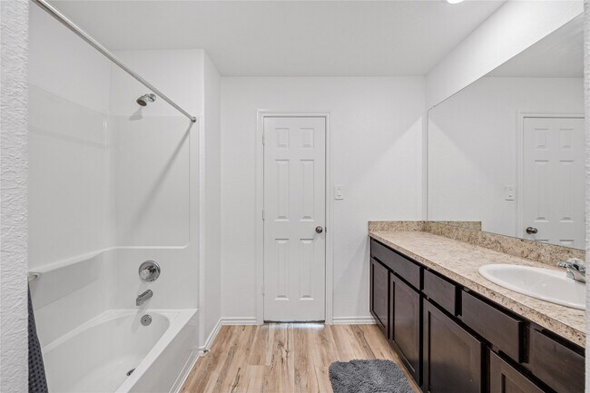 Building Photo - 32610 Orchard Haze Dr