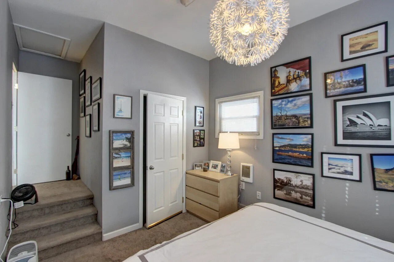 Building Photo - 4591 Wyandot St