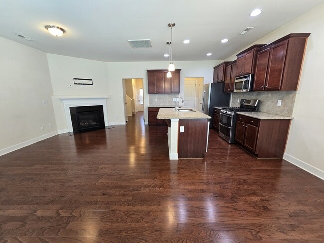 Building Photo - 4014 Canterwood Dr