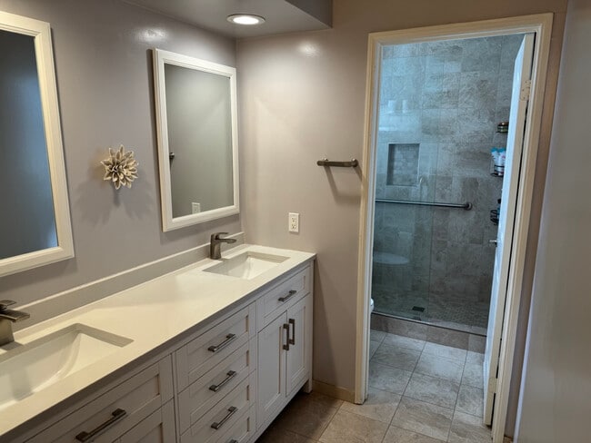 Building Photo - 44150 Calico Cir