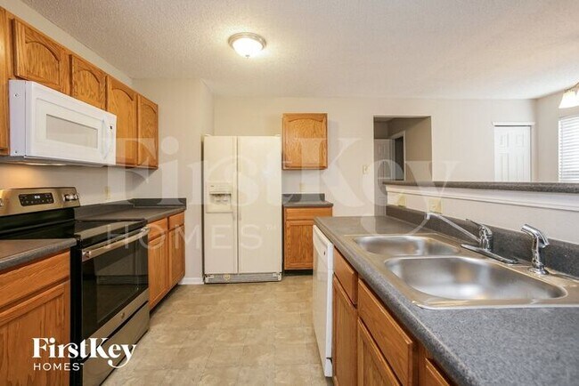 Building Photo - 9021 Southernwood Way