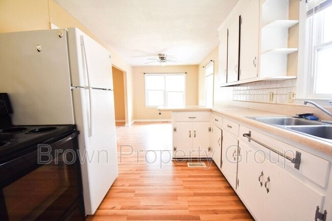 Building Photo - 7517 Kisco Dr