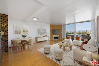 Building Photo - 10535 Wilshire Blvd