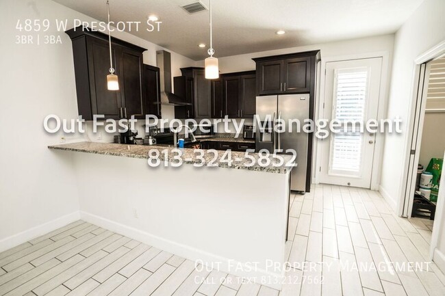 Building Photo - 4859 W Prescott St