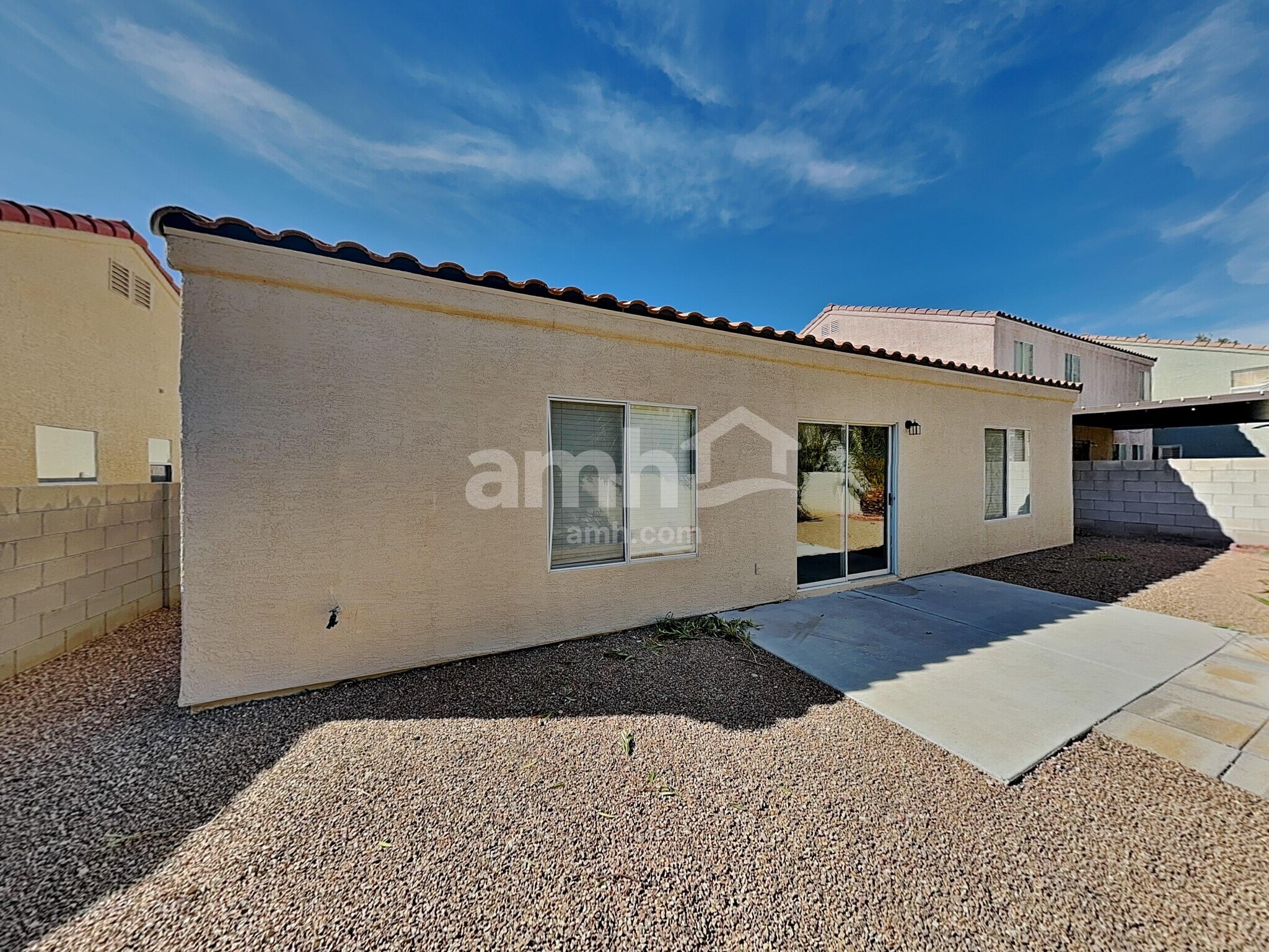 Building Photo - 1660 Encarta St