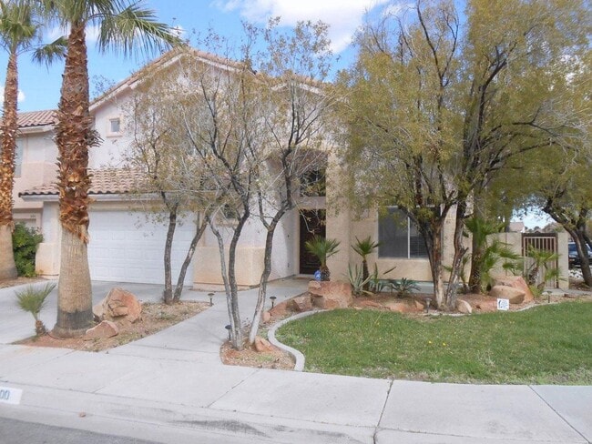 Building Photo - Great 2 Story Home in the NW