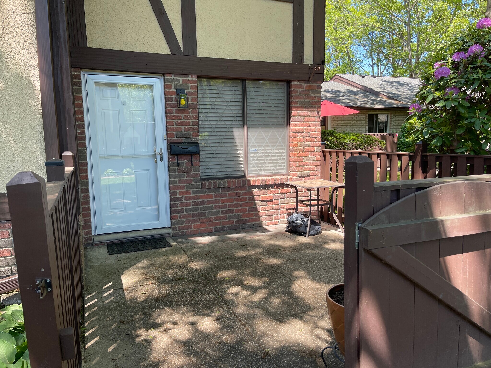 Private Fenced Patio - 158 Cambridge Dr