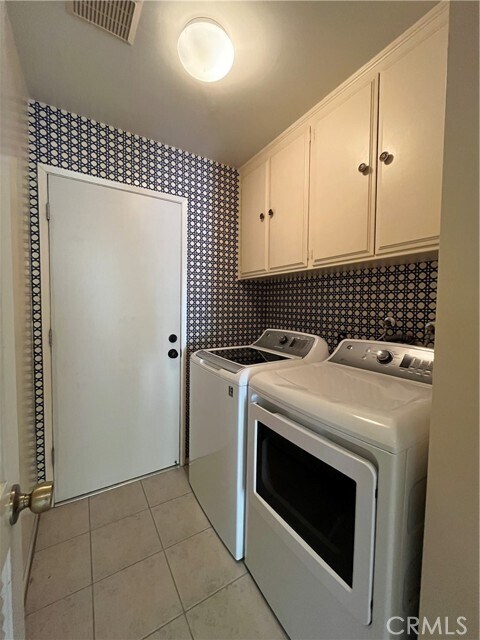 Building Photo - 11735 La Tierra Ct