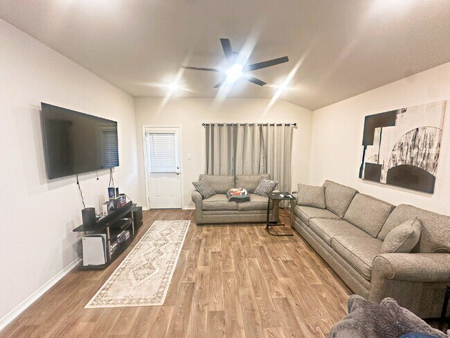 Building Photo - 5306 Scoria Trl