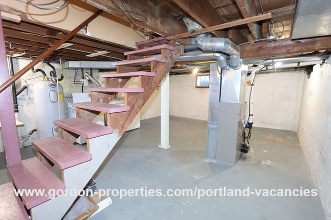Building Photo - MOVE IN SPECIAL: SE Cesar E Chavez Blvd - ...