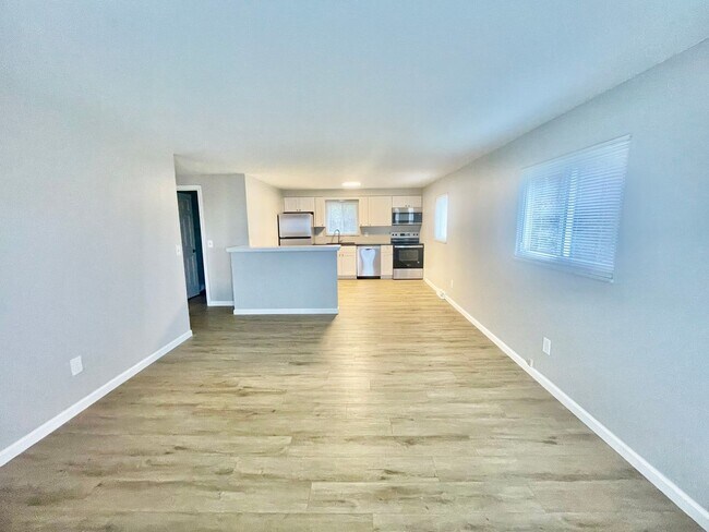 Building Photo - 3282 Ridge Rd Ext