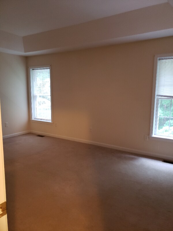 Building Photo - 23 Cabernet Dr