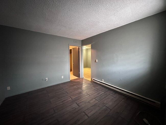 Building Photo - 30-103 Illinois-