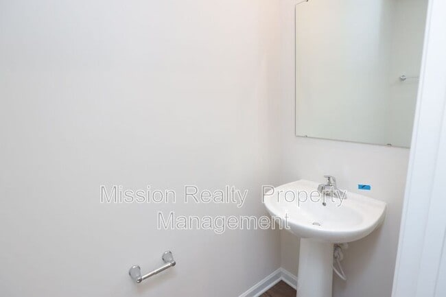 Building Photo - 1164 Canterbury Rdg Rd