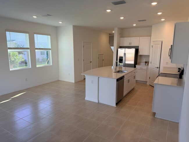 Building Photo - 16533 Bergamo Pl