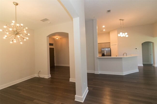 Building Photo - 1318 Ragsdale Ln