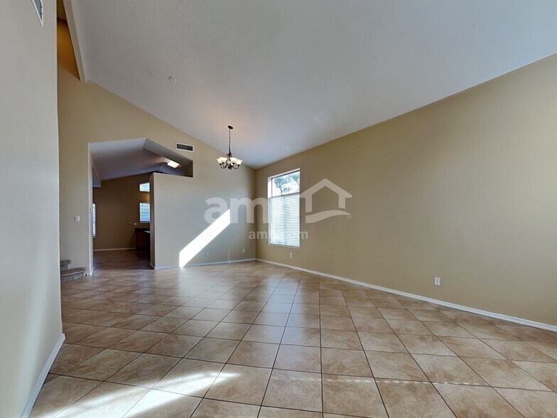 Building Photo - 1843 S 105th Dr