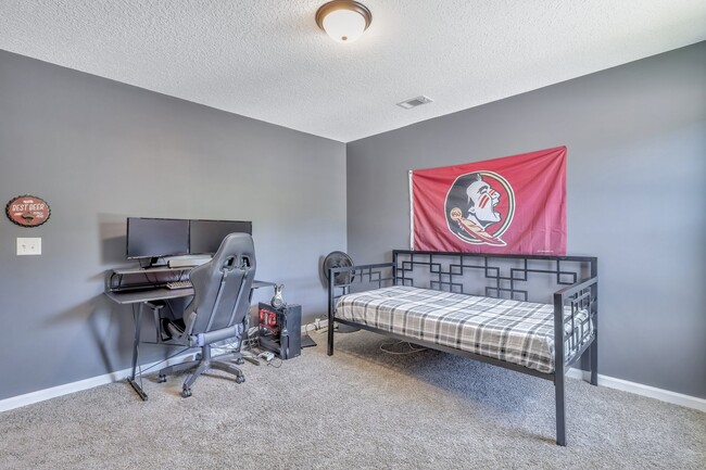 Building Photo - 91 Firefly Trce NE
