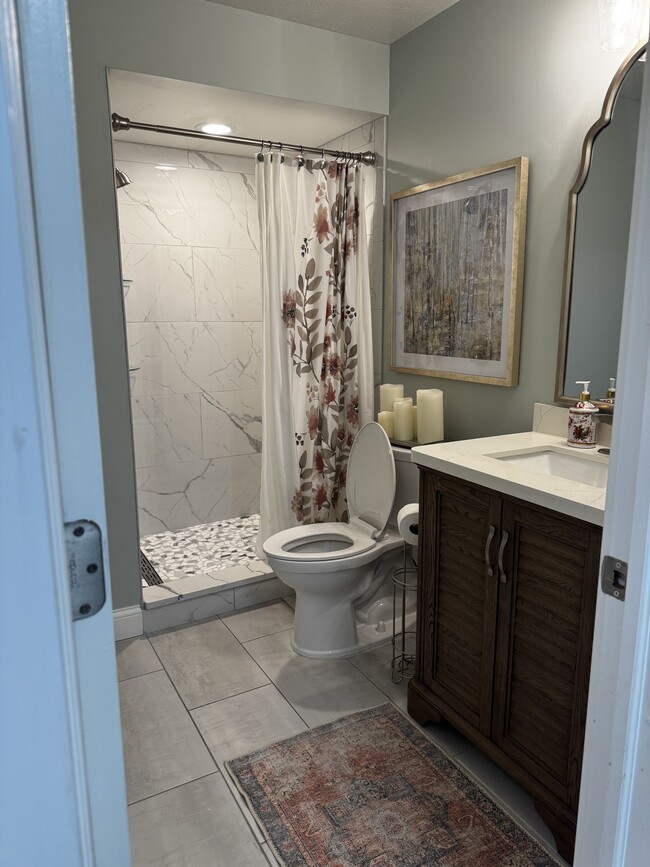 Main floor bathroom - 31021 White Rd