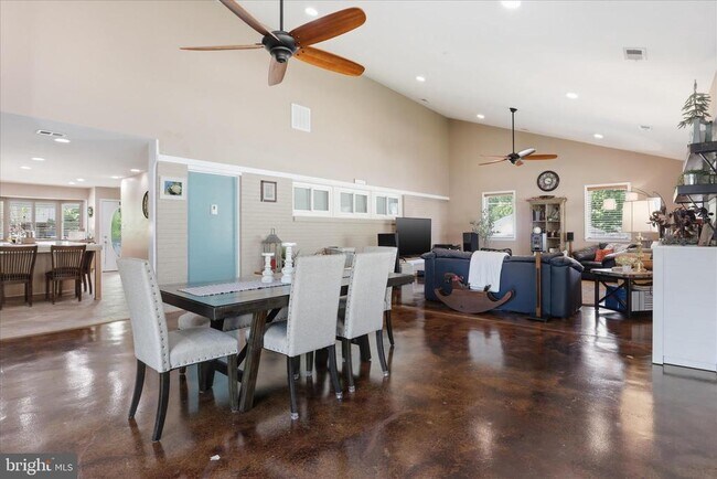 Building Photo - 5202 Garner St