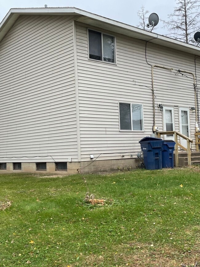 Building Photo - 3001 7th St N