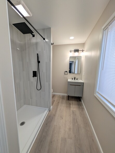 Building Photo - 35 Terrel Dr