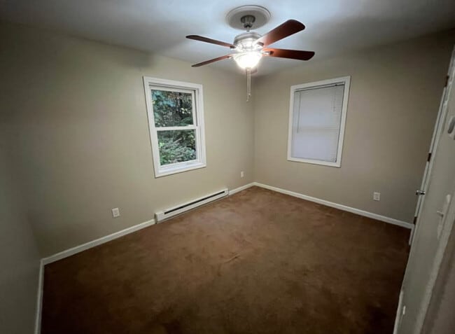 Building Photo - 240 Prospect St