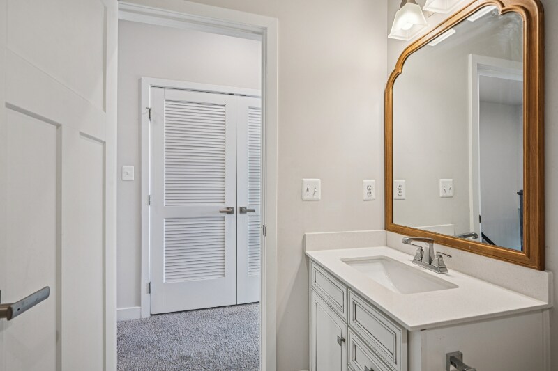 Building Photo - 134 Torrey Dr