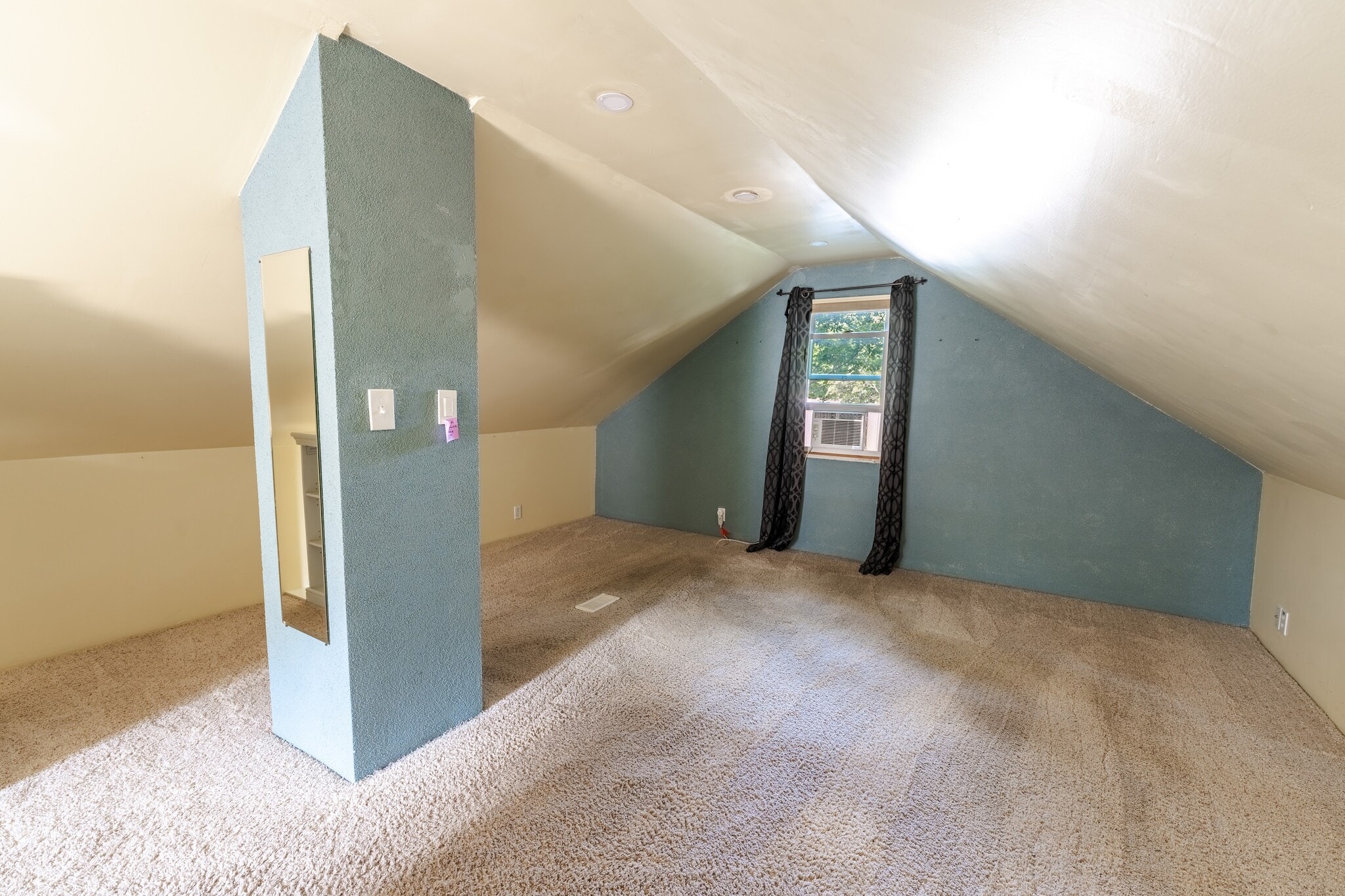 Bedroom 3 - 4220 S Adams Ave