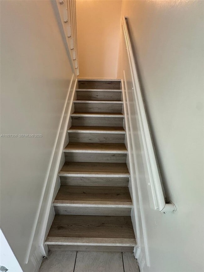 Building Photo - 12605 SW 54th Ct