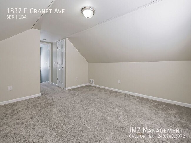 Building Photo - 1837 E Granet Ave