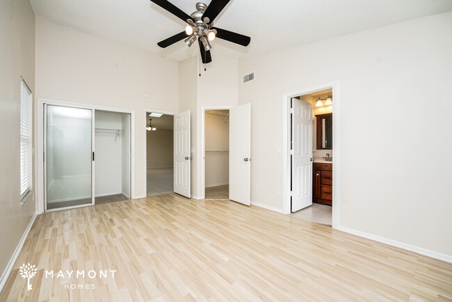 Building Photo - 5874 Woodpoint Terrace