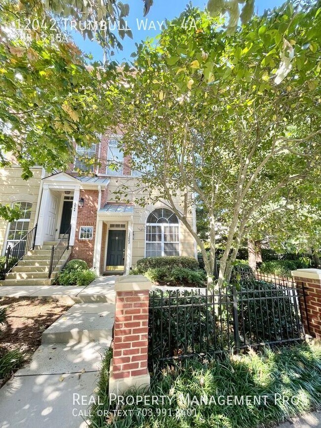 Building Photo - 12042 Trumbull Way