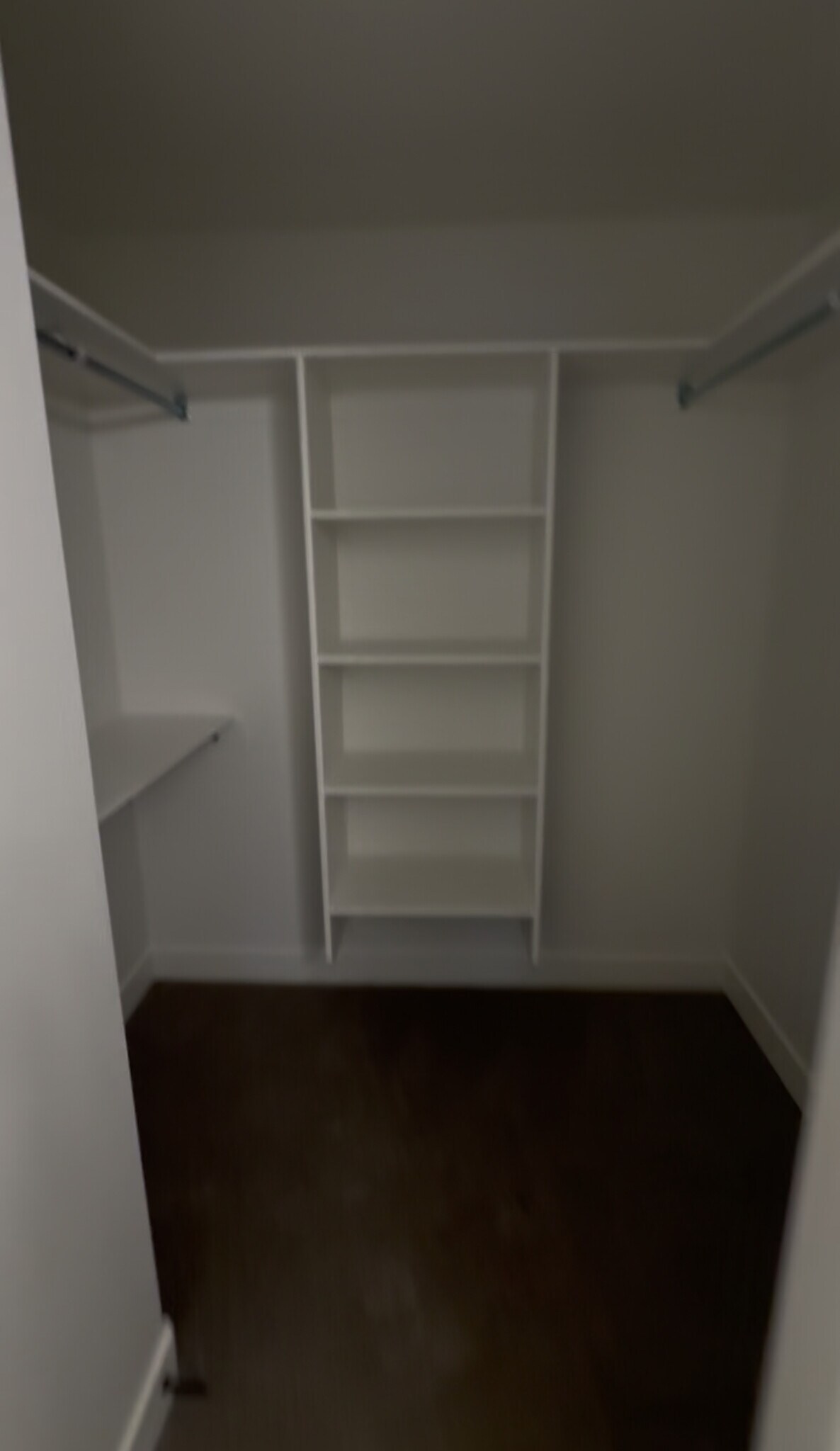 Main bedroom closet - 1033 N Canvasback Dr