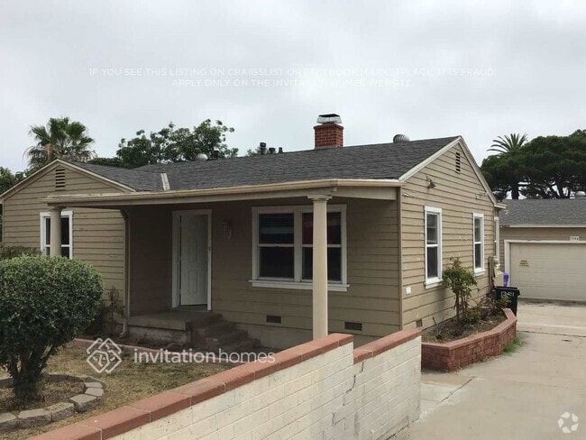Building Photo - 1349 47th St