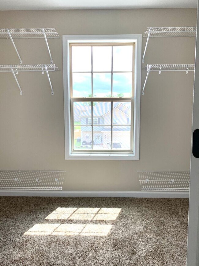 Building Photo - 2002 Jackie Lorraine Drive