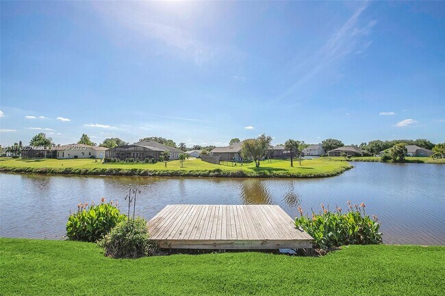 Building Photo - 1785 Lisa Ln