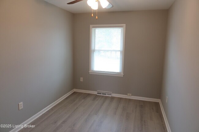 Building Photo - 4920 KY-1638