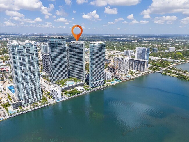 Building Photo - 650 NE 32nd St