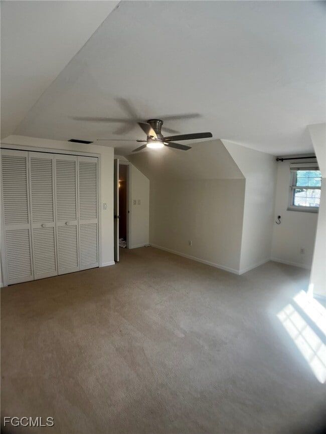 Building Photo - 1263 Caloosa Dr