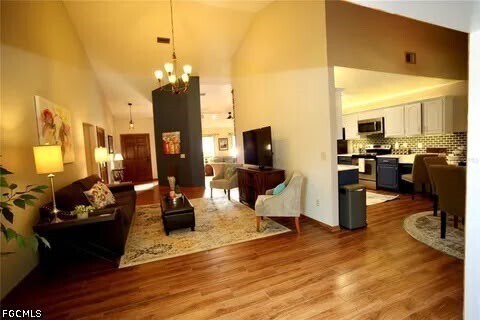 Building Photo - 3650 Creeks Bend Ct E