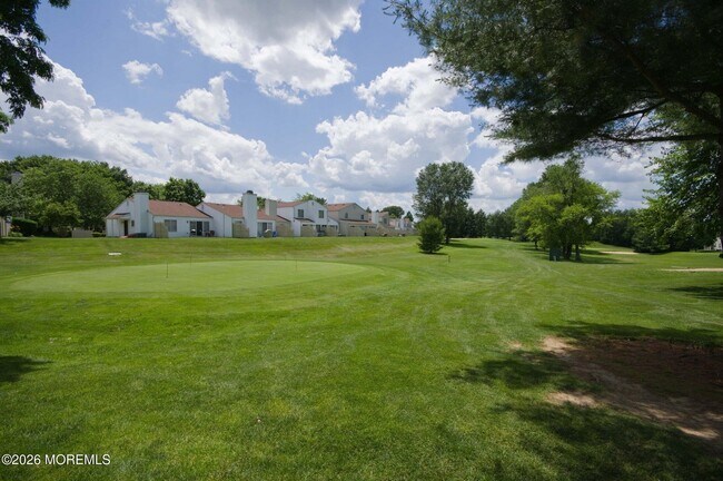 Building Photo - 159 Tulip Ln