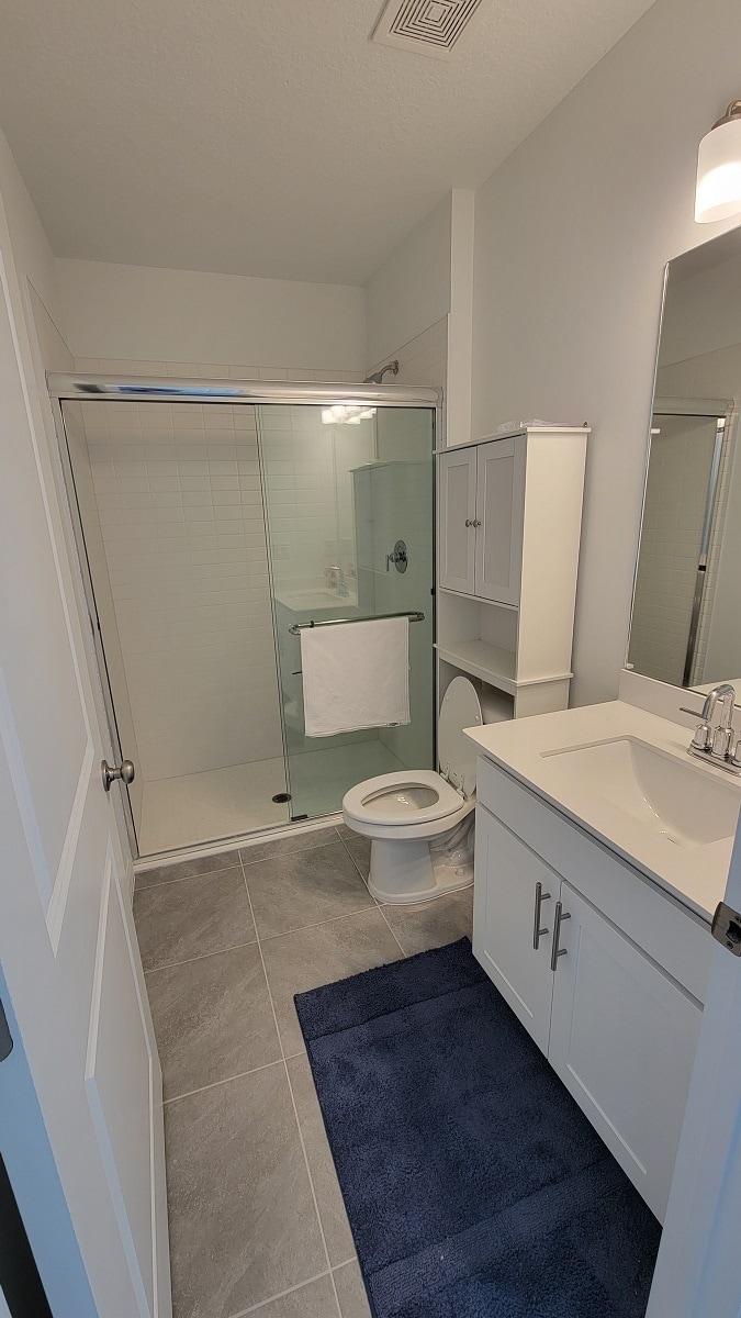 Building Photo - 733 Cleaves St SE