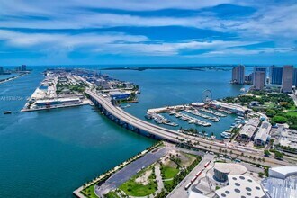 Building Photo - 1100 Biscayne Blvd