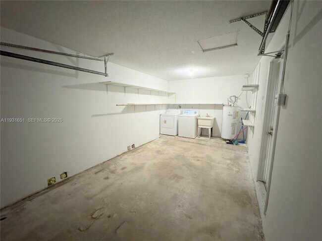 Building Photo - 13408 SW 116th Ct