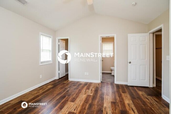 Building Photo - 3 Bedroom Pet-Friendly Home in CARTERSVILL...