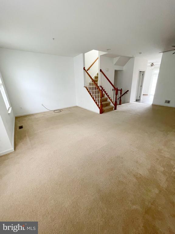 Building Photo - 43625 Marguerite Street