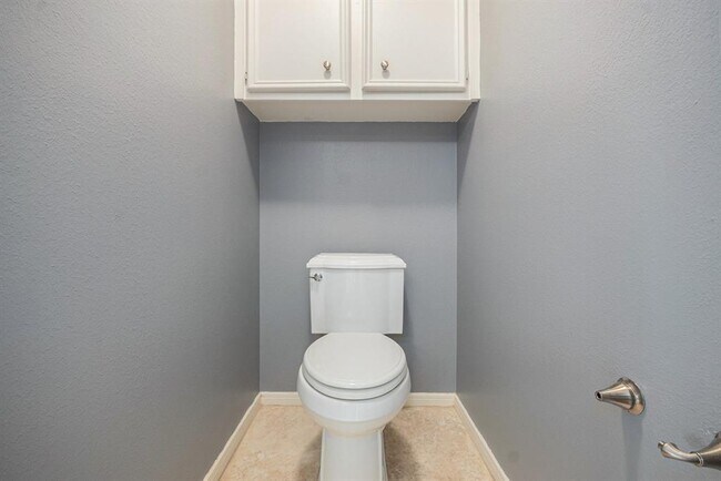 Building Photo - 4105 Pebble Beach Dr