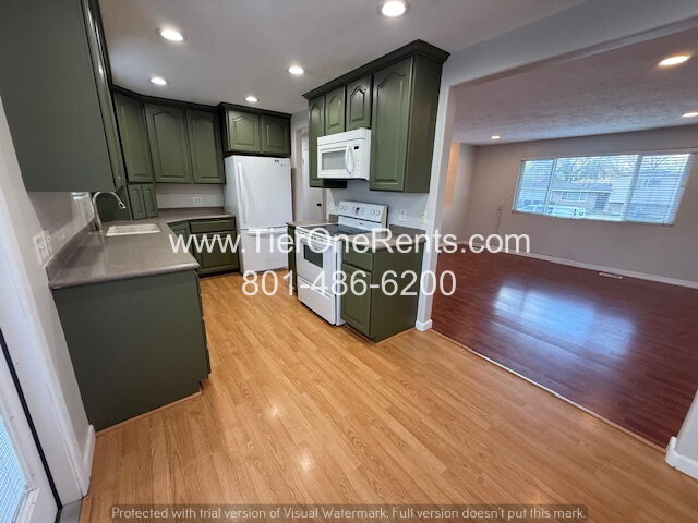 Building Photo - NO DEPOSIT option available for qualified renters!